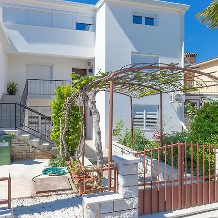 Apartment Irena Porec