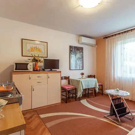 Irena Apartment